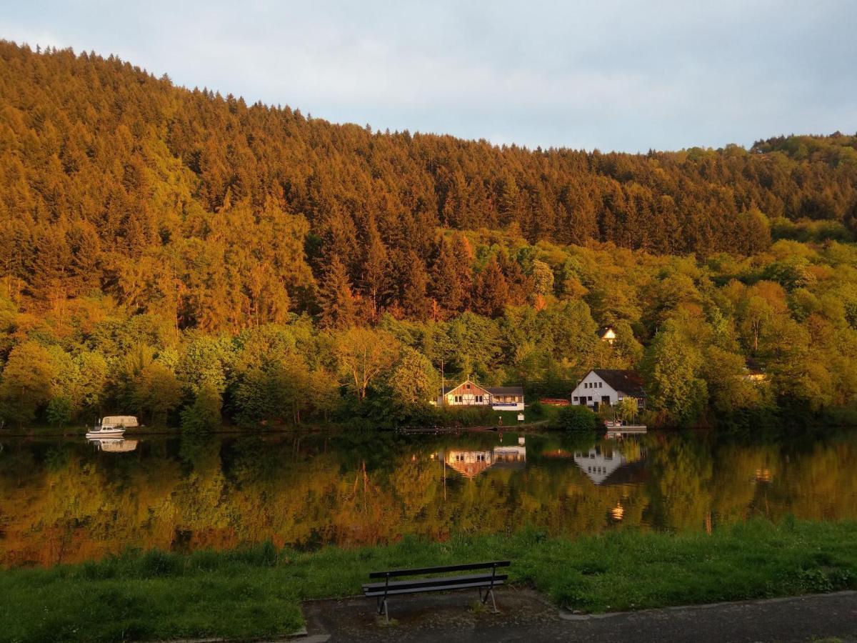 Appartamento Altes Faehrhaus An Der Mosel Anno1633 Traben-Trarbach Esterno foto