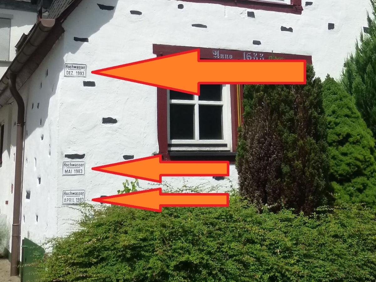 Appartamento Altes Faehrhaus An Der Mosel Anno1633 Traben-Trarbach Esterno foto