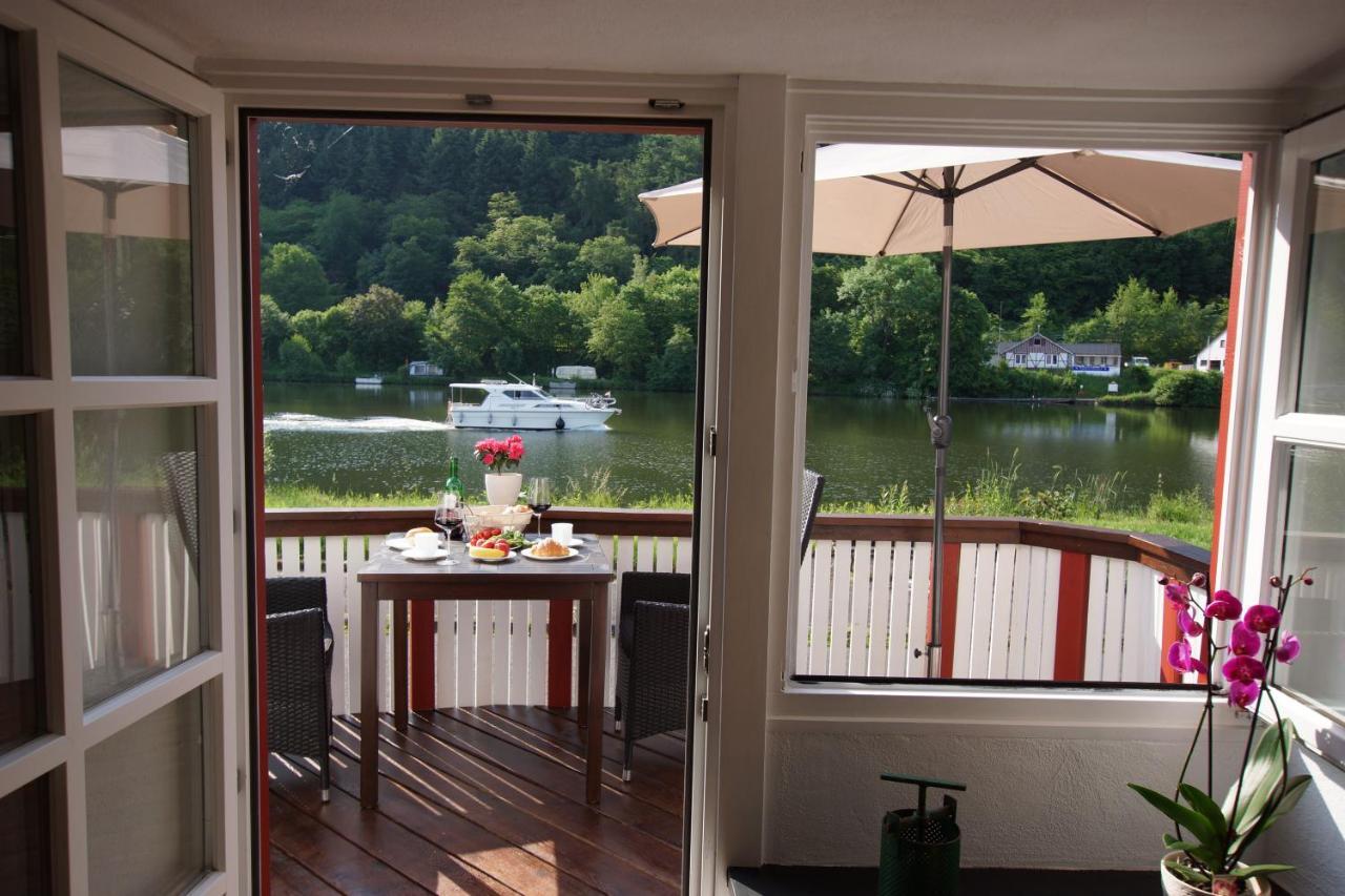 Appartamento Altes Faehrhaus An Der Mosel Anno1633 Traben-Trarbach Esterno foto