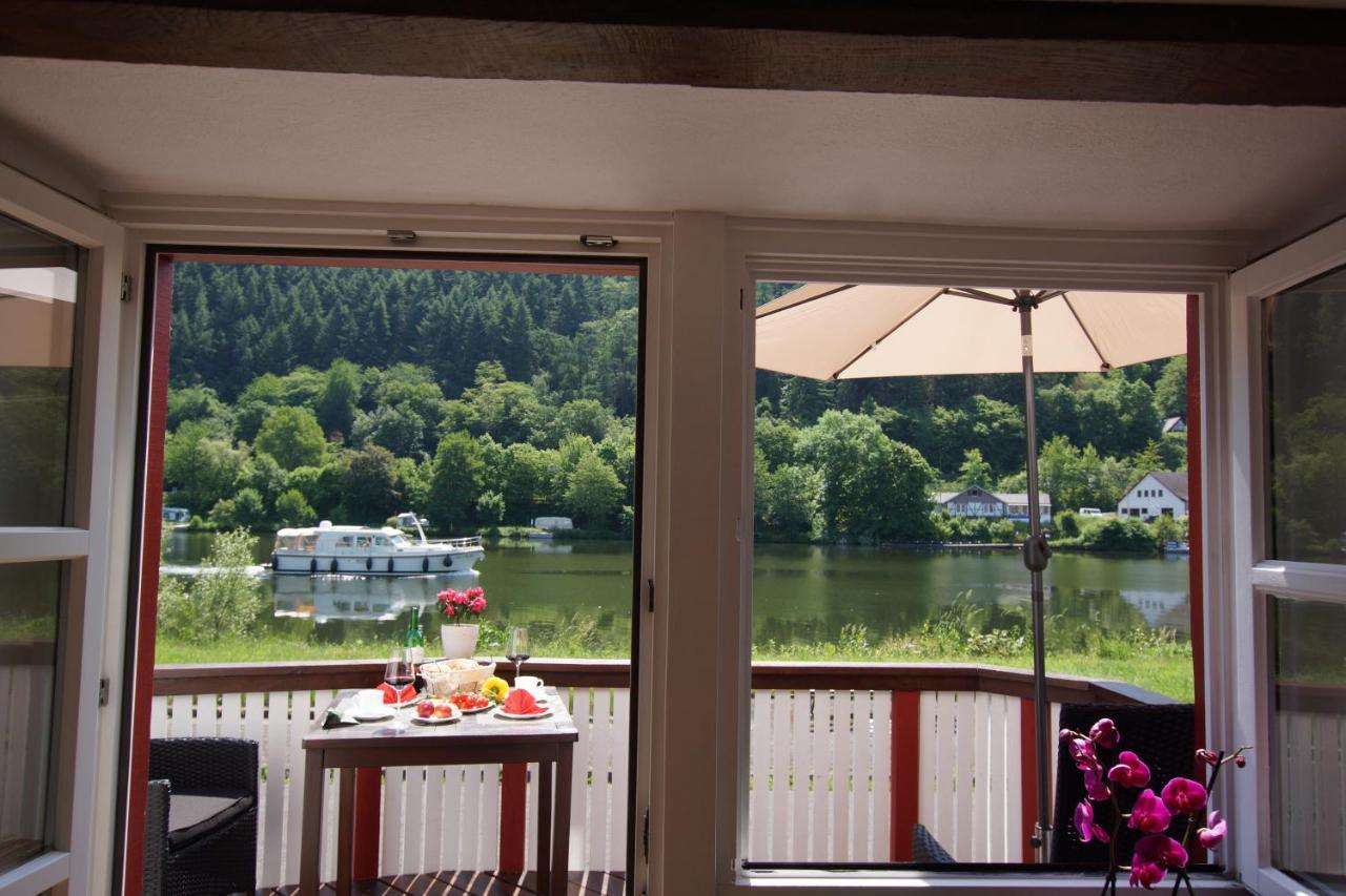 Appartamento Altes Faehrhaus An Der Mosel Anno1633 Traben-Trarbach Esterno foto